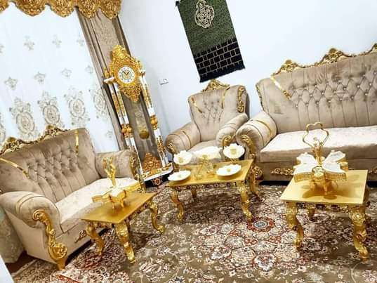 “Semi-Royal Sofa Set Sale”